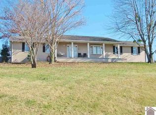 285 Lake Scene Dr, Eddyville, KY 42038