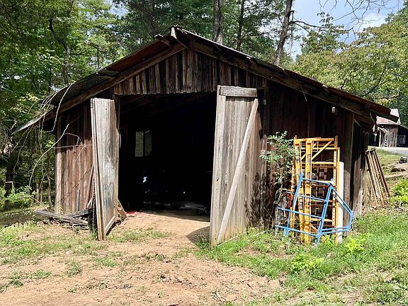 5th image of 7870 Panhandle Rd