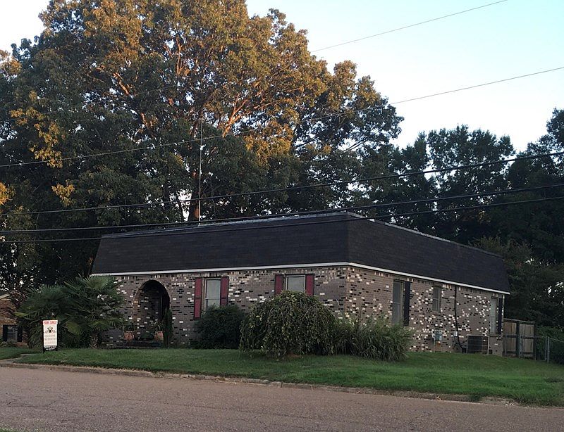 2nd image of 17 Jones Rd