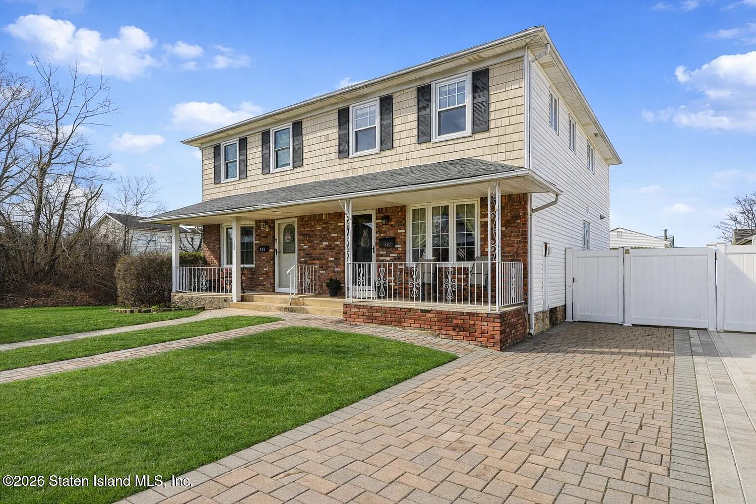 483 Barlow Ave photo 1
