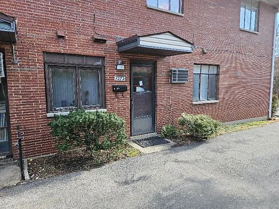 Building Photo - 1272 Westcliff Ct #1272