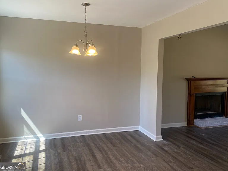 226 Lynn Rd — Photo 7