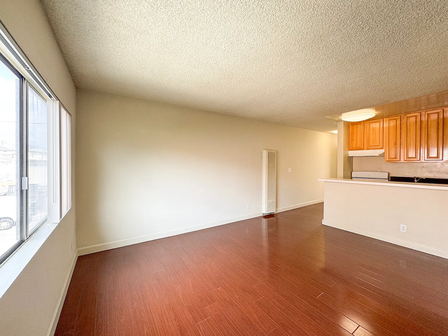 Studio, 380 sqft, $1,445 — Photo 3