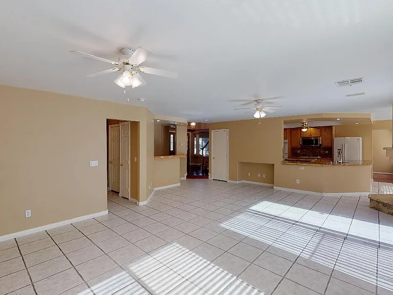 8805 Claystone Ct — Photo 32