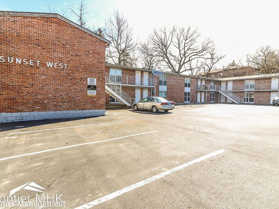 1st image of 1913 Anderson Ave APT 208
