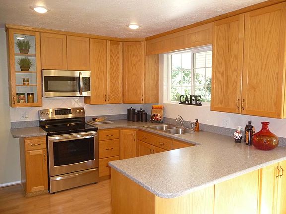 4th image of 3423 W Royalwood Dr