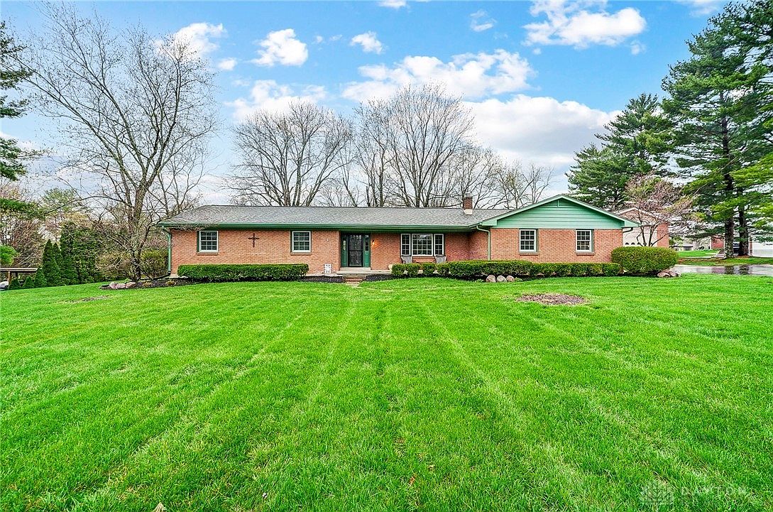 7633 Horizon Hill Dr, Springboro, OH 45066 | Zillow