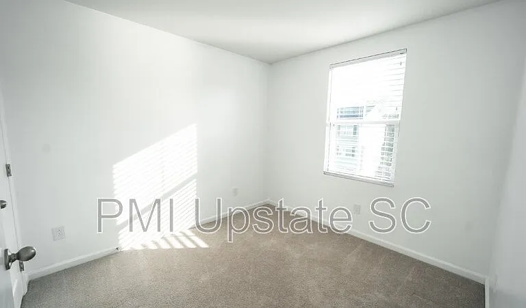 226 Coldwater Creek Ct — Photo 17