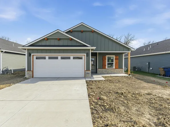 3561 E Bearsden St, Derby, KS 67037