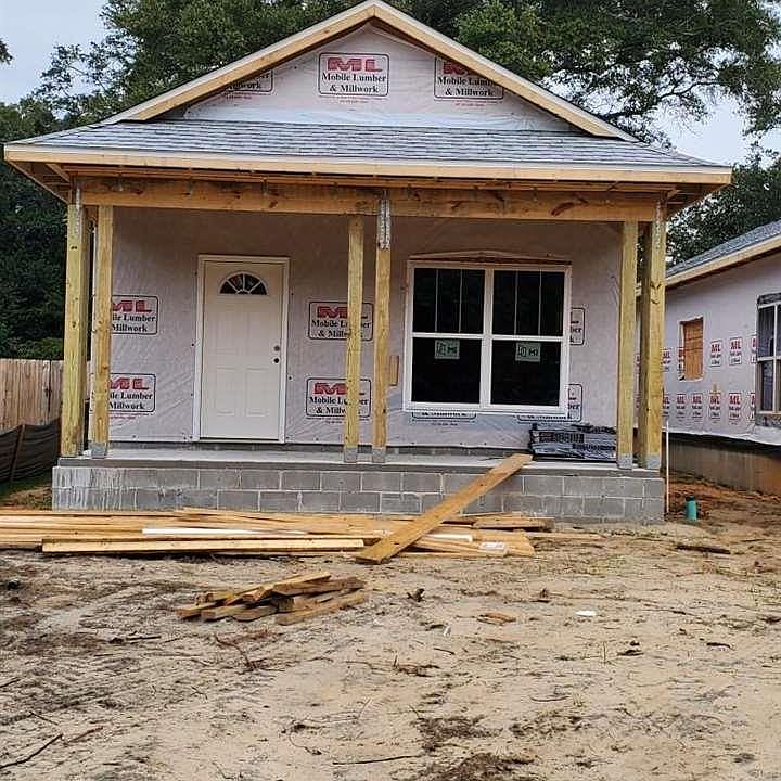 1st image of 200 Blk N #M