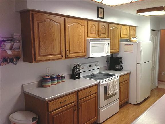 2nd image of 1021 Newpark Dr