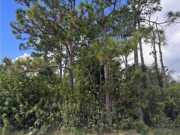 9735 83rd St, Vero Beach, FL 32967