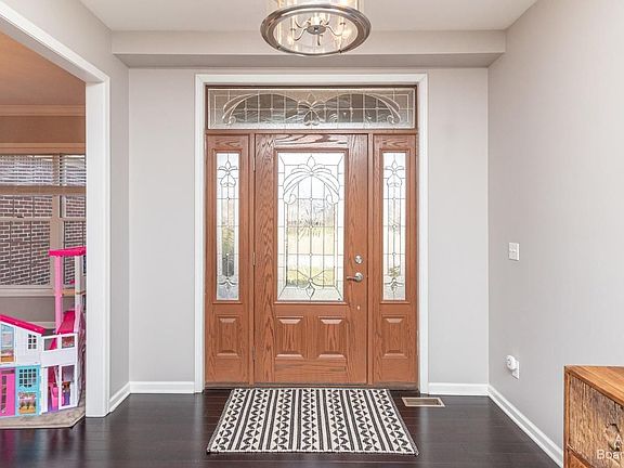 3rd image of 5583 Lohr Lake Dr