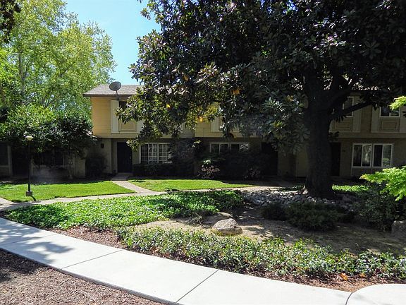 5th image of 8851 Salmon Falls Dr