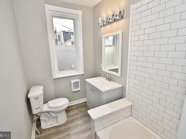 614 N Frazier St — Photo 13