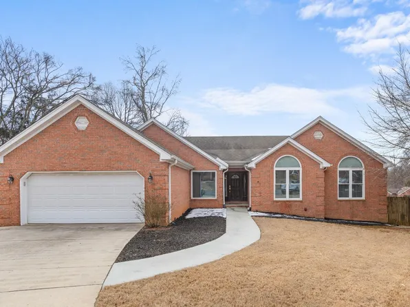 112 Newport Dr, Florence, AL 35630