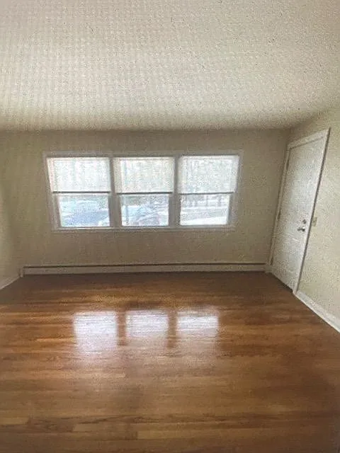 1 bed, $1,375 — Photo 2