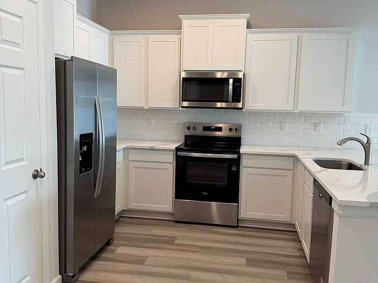 8956 Orchid Reserve Cir #56 — Photo 4