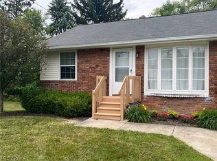 438 North St APT 7A, Chardon, OH 44024
