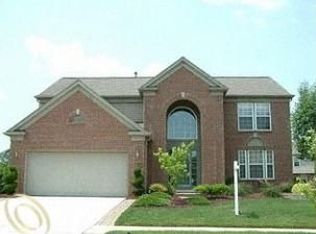 4672 Pond Run, Canton, MI 48188