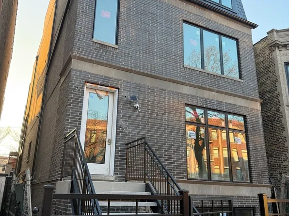 (undisclosed Address), Chicago, IL 60613