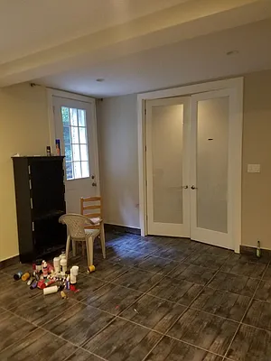 Rented by Space Link Realty | media 28