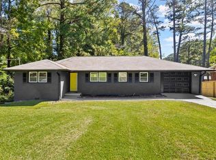 2238 Barge Rd SW, Atlanta, GA 30331