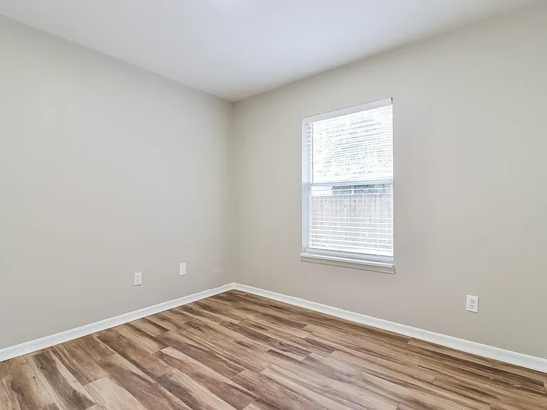 1318 Brahma Dr — Photo 14