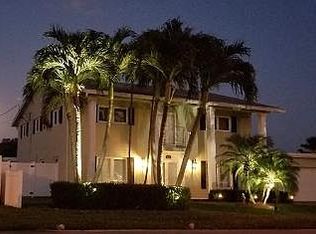 636 NW 10th Ct, Boca Raton, FL 33486