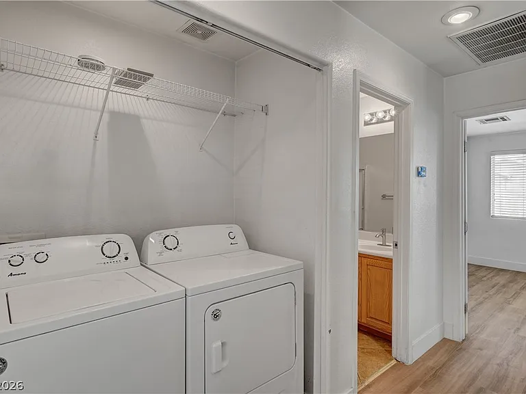 9985 Big Bow Springs Ct — Photo 30