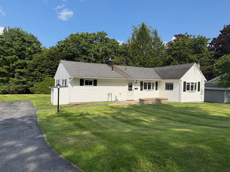 43 Janebar Cir
