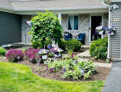 20 Sundance Ter, Hamburg, NJ, 07419