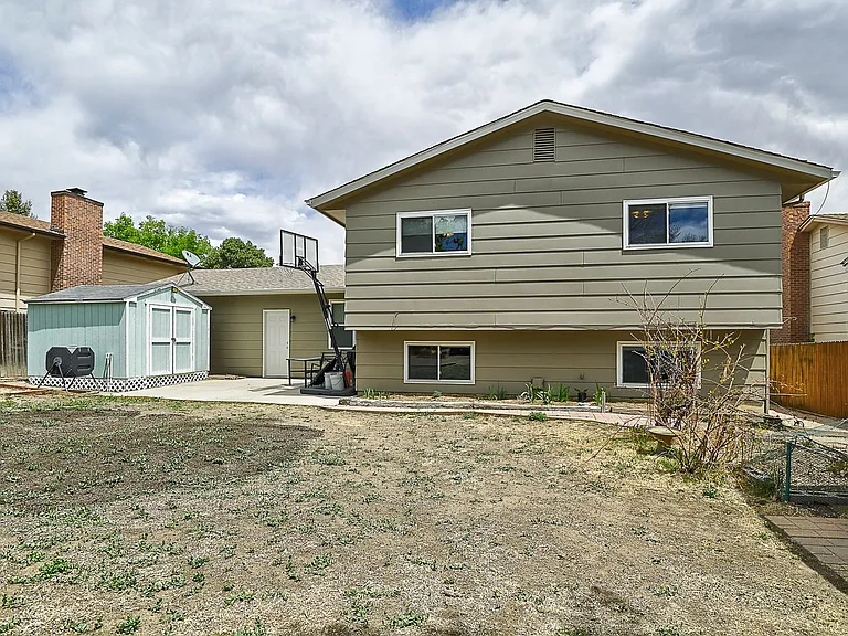 5150 Saddle Dr — Photo 33