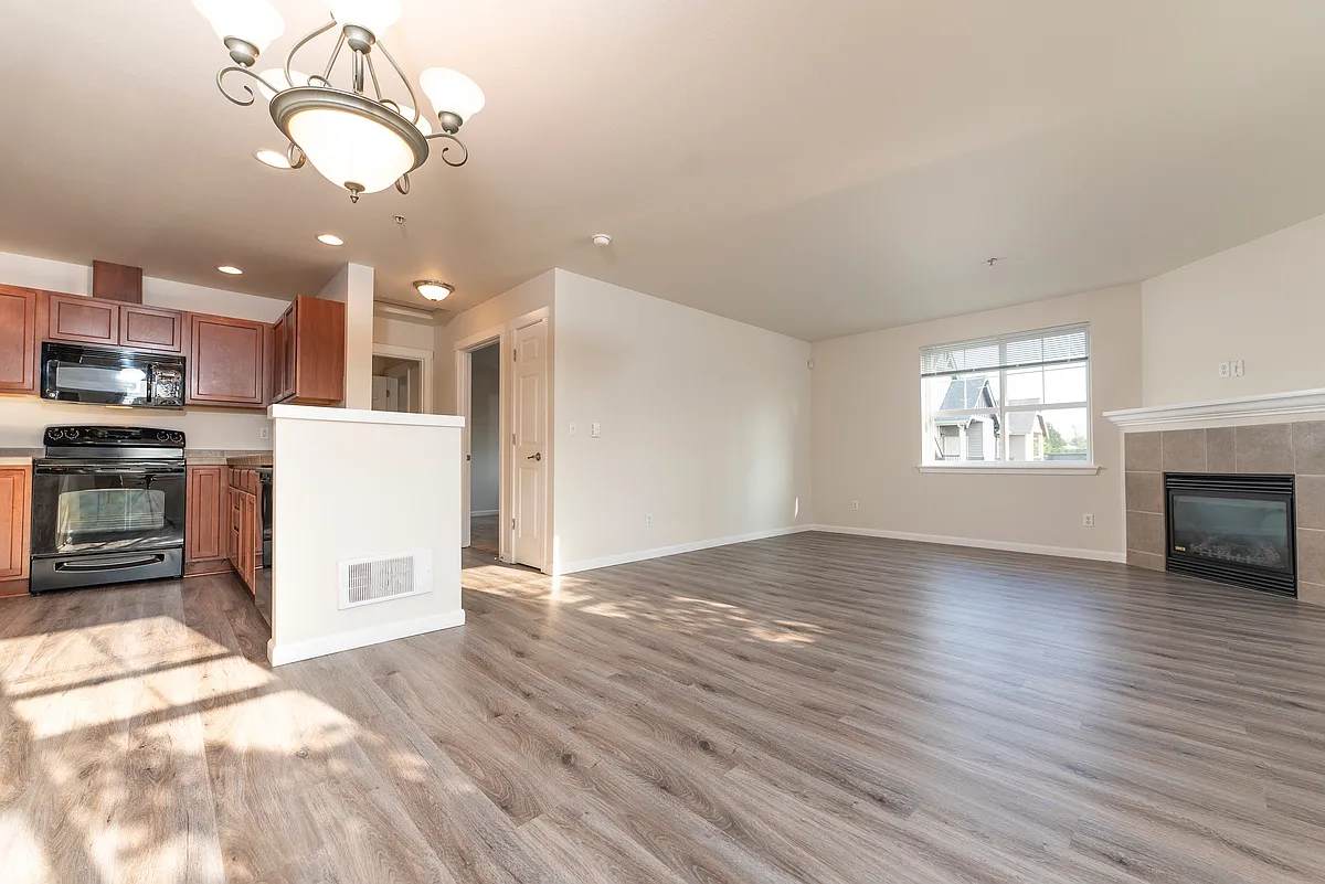 Floor plan 1 Bedroom Standard w/Garage