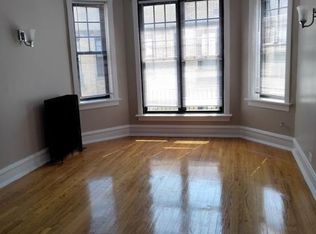 6366 N Hermitage Ave #2, Chicago, IL 60660