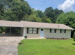 77 Pierce Rd, Hiram, GA 30141
