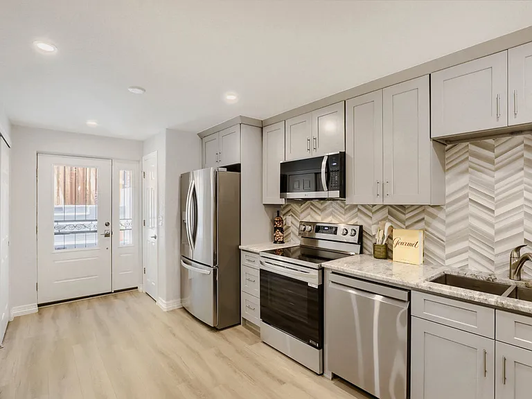 7725 E Byers Ave — Photo 14