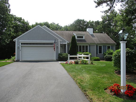 2nd image of 219 Pheasant Hill Circle