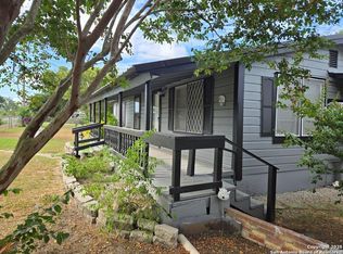 206 Commerce, Pettus 78146