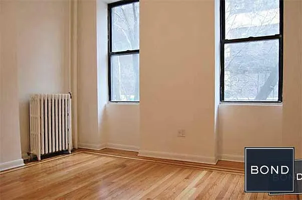 Rented by Bond New York | media 13