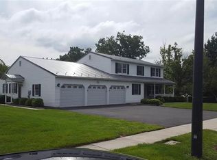 496 E Penn Dr, Enola, PA 17025