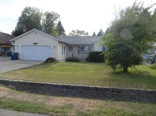 8949 N Davis Cir, Hayden Lake, ID 83835