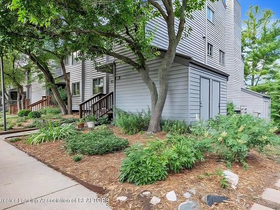 2nd image of 2436 Burcham Dr