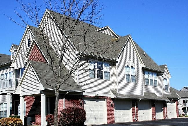 1st image of 1096 Addington Ln