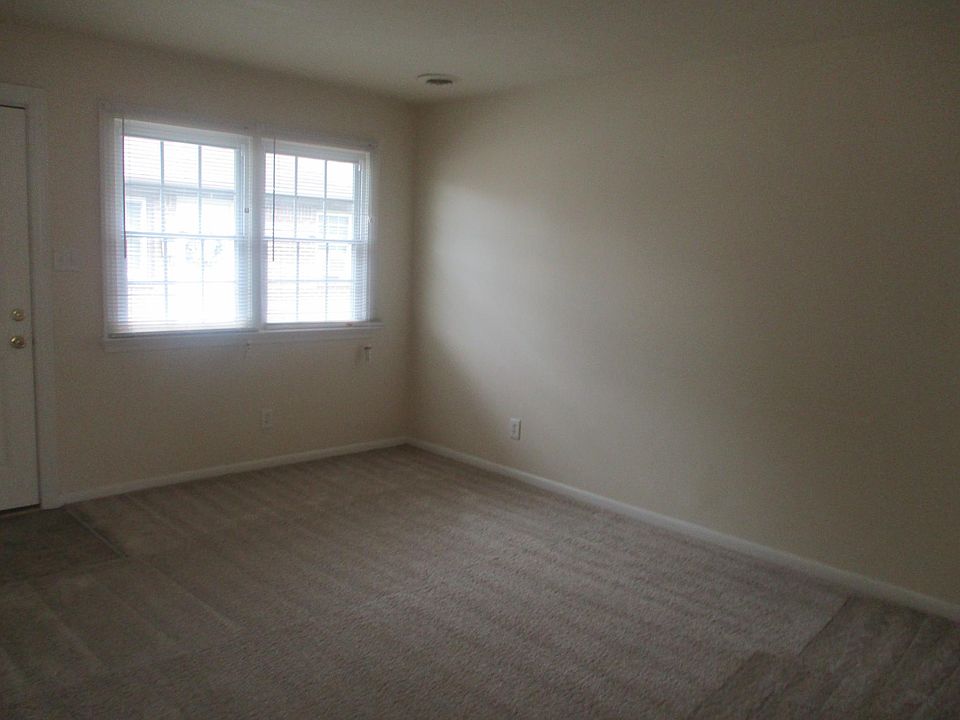 2nd image of 1540 Nevada Ave #A