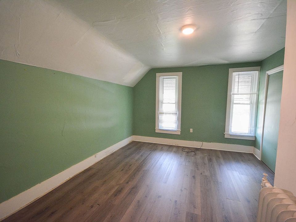 703 5th St NW 703 5th St NW Austin MN Zillow