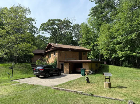 44 N Weber Rd, Muskegon, MI 49445
