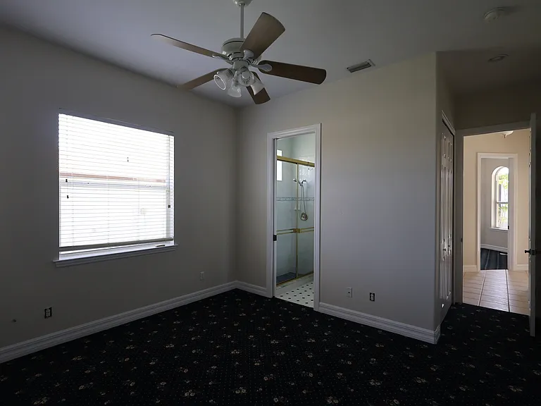 4905 Sands Blvd — Photo 30