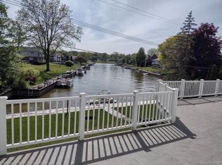 2549 Riverwood Dr, Port Huron, MI