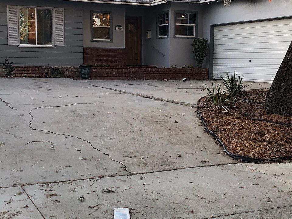 2nd image of 7521 Ruffner Ave